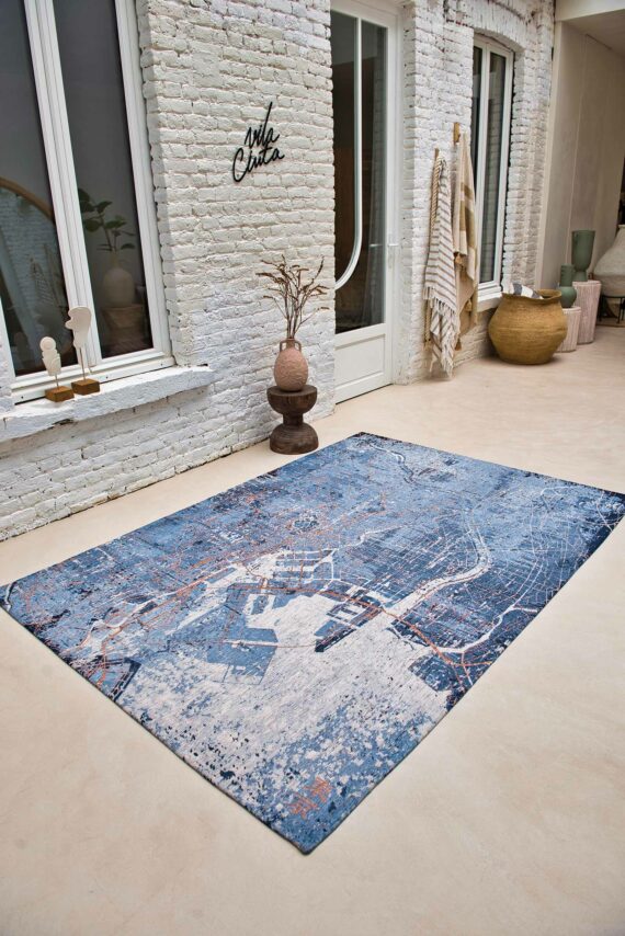 Louis De Poortere rug Cities Tokyo 9314 Conductive Blue interior 1