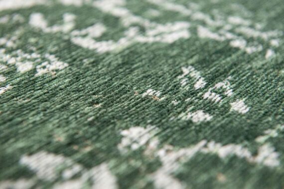 Louis De Poortere rug LX 9146 Fading World Majestic Forest zoom 2