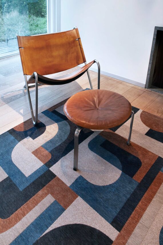 Louis De Poortere rug LX 9196 Nuance Module LX mel Blue interior 2