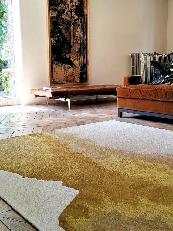 Louis De Poortere rug Meditation Lagoon 9333 Sunset interior 1
