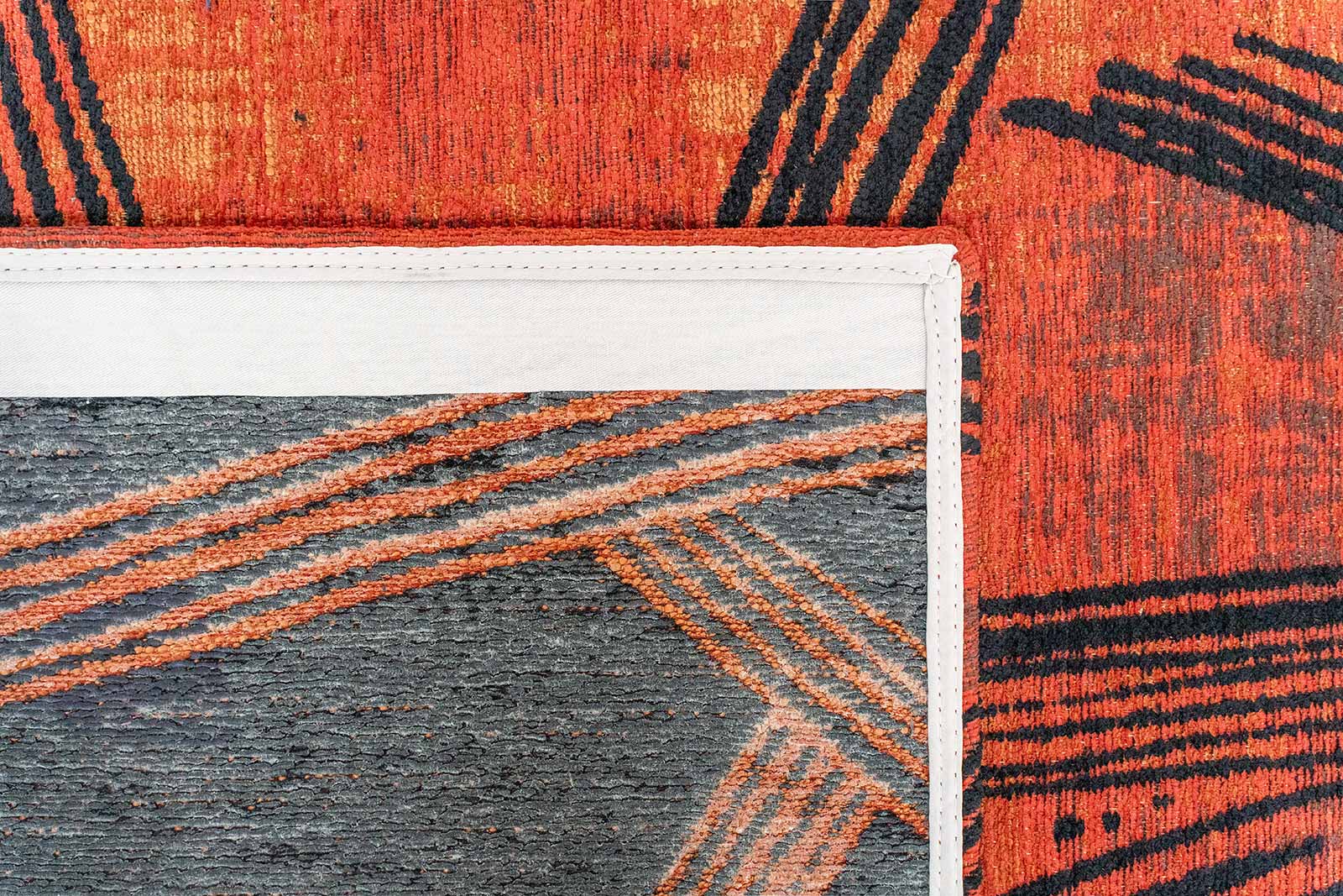 Louis De Poortere rug Meditation 2069 Kanji Ginger Chocolate back