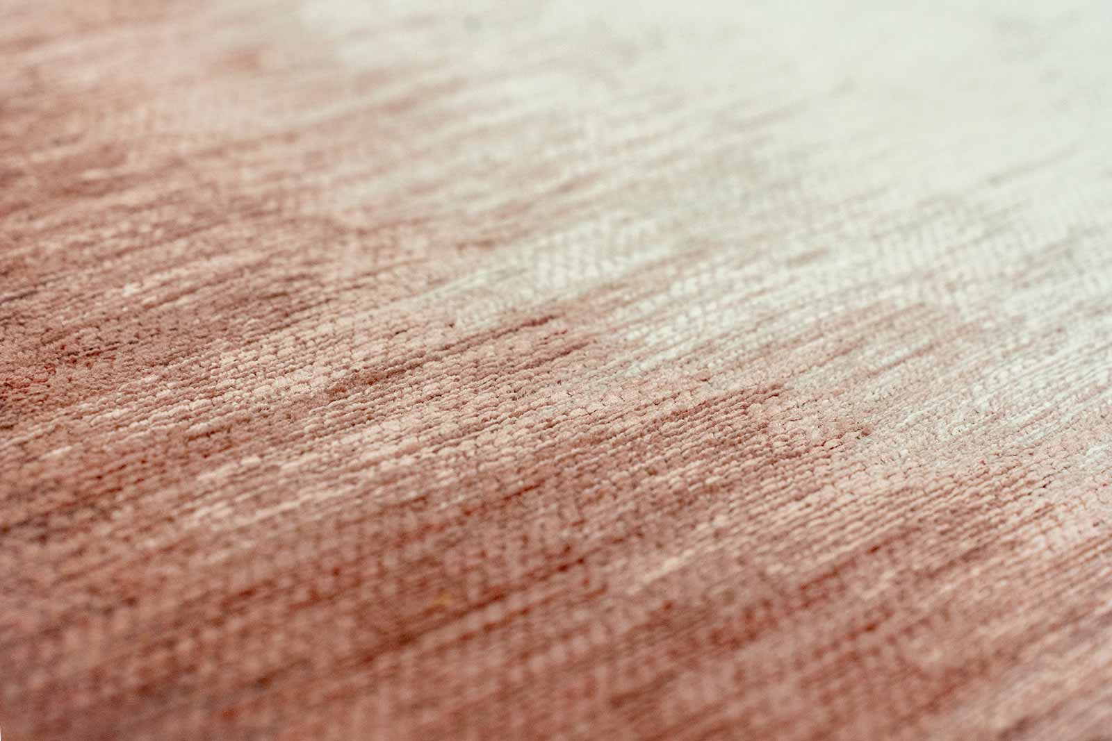 Louis De Poortere rug Meditation 2072 Sendai Rosebud zoom 3